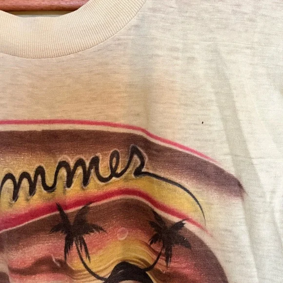 Vintage 80’s airbrushed summer tee - Picture 5 of 5